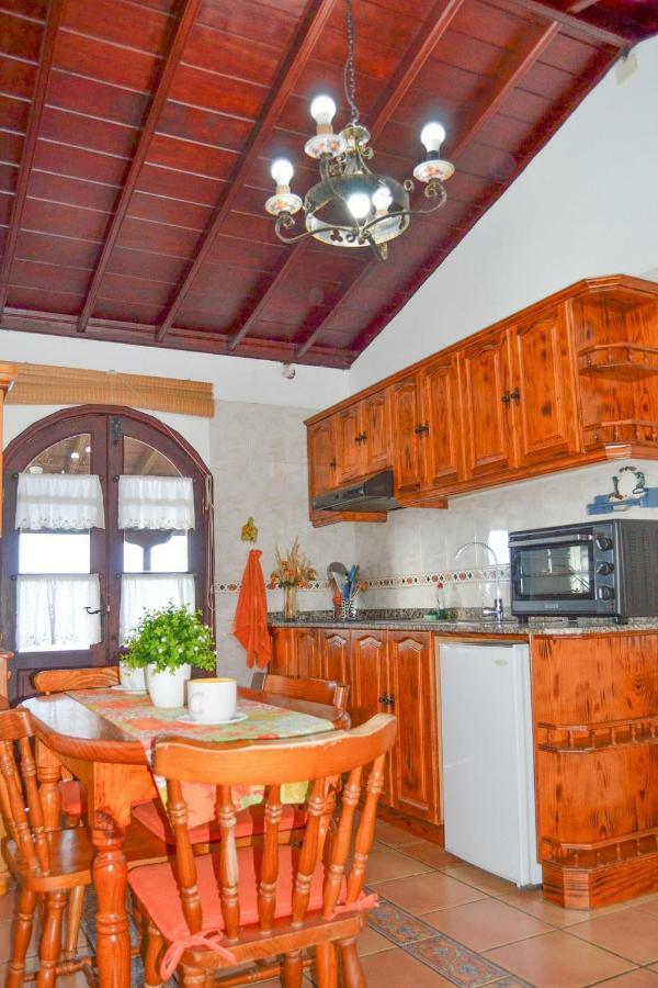 Вилла Casa Domingo Simon Фуэнкальенте-де-ла-Пальма Экстерьер фото